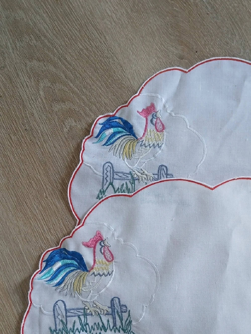 Regina Designer Embroidered Rooster Decorative Textile Multi-color Place Mats